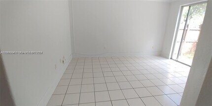 1528 SE 24th Ct in Homestead, FL - Building Photo - Building Photo