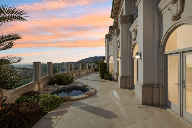59 Ritz Cove Dr in Dana Point, CA - Building Photo - Building Photo