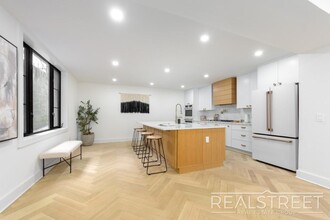 1209 Union St in Brooklyn, NY - Building Photo - Building Photo