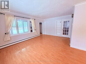 19071 Leslie St in East Gwillimbury, ON - Building Photo - Building Photo