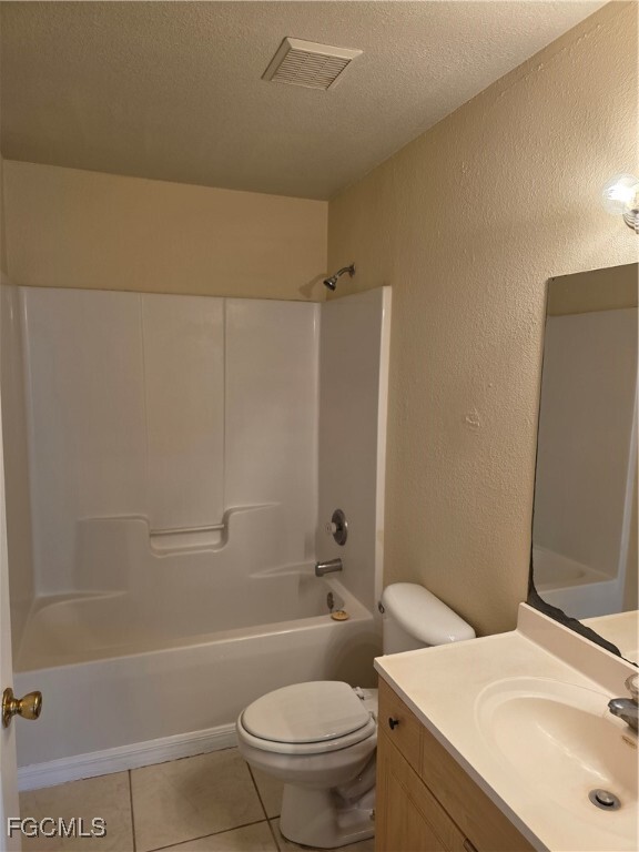 127 Ivan Ave S in Lehigh Acres, FL - Building Photo - Building Photo