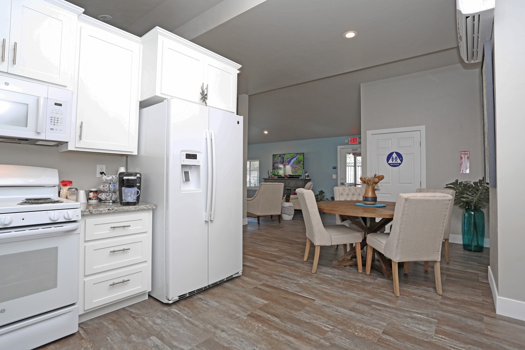 Estates at Wilhaggin in Sacramento, CA - Building Photo