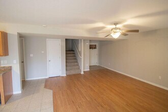 5213 Silver Mill Dr in Columbia, MO - Building Photo - Building Photo