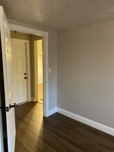528 Mooreland Dr in Whiteland, IN - Building Photo - Building Photo