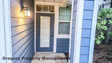 16125 Juanita Woodinville Way NE in Bothell, WA - Building Photo - Building Photo