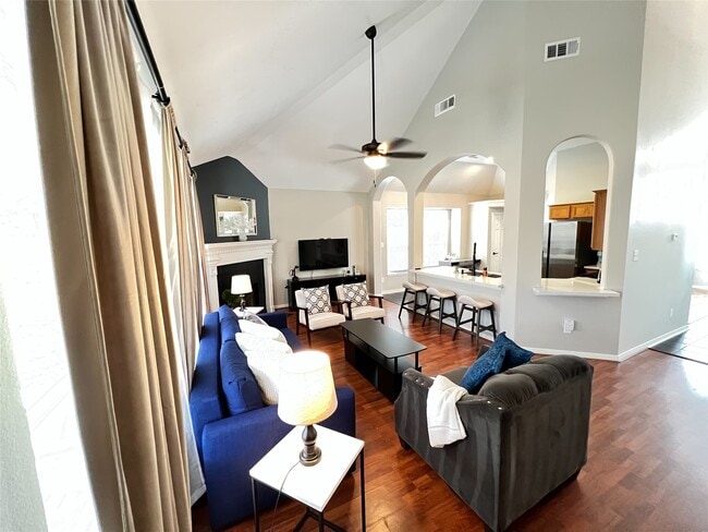 property at 10806 Summer Meadows Ct