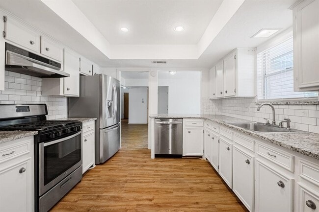 property at 10604 School House Ln