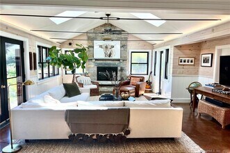 11 Rolling Hills Dr in Sharon, CT - Building Photo - Building Photo