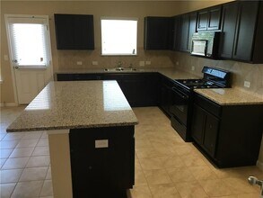 301 Moulins Ln in Georgetown, TX - Building Photo - Building Photo