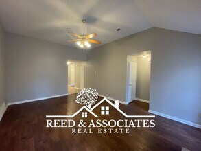 200 Garden View Dr in Oakland, TN - Building Photo - Building Photo