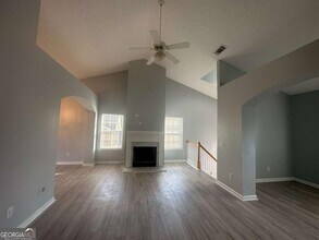 7980 Kendrick Estates Pl in Jonesboro, GA - Building Photo - Building Photo