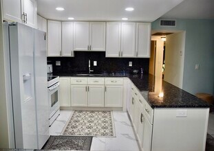 364 Keswick C in Deerfield Beach, FL - Building Photo - Building Photo