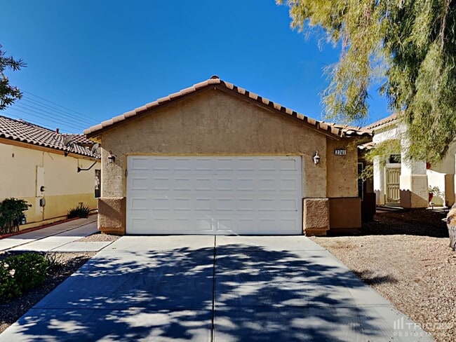 2741 Mossy Oaks Ln in Las Vegas, NV - Building Photo - Building Photo