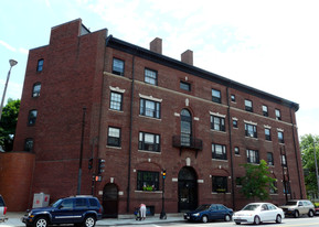 780 Centre St Apartments