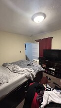 16 Tappan Ave, Unit 2B in Attleboro, MA - Building Photo - Building Photo