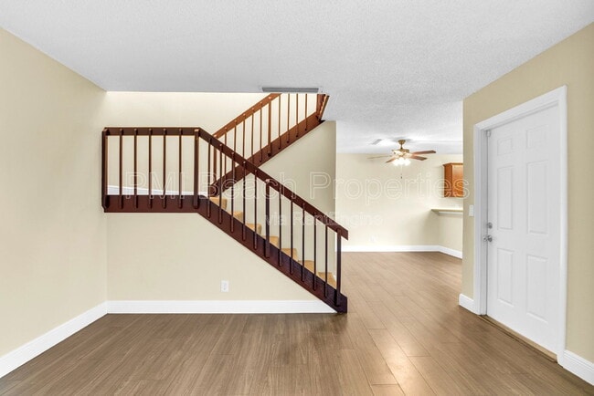 property at 2333 Waterside Dr