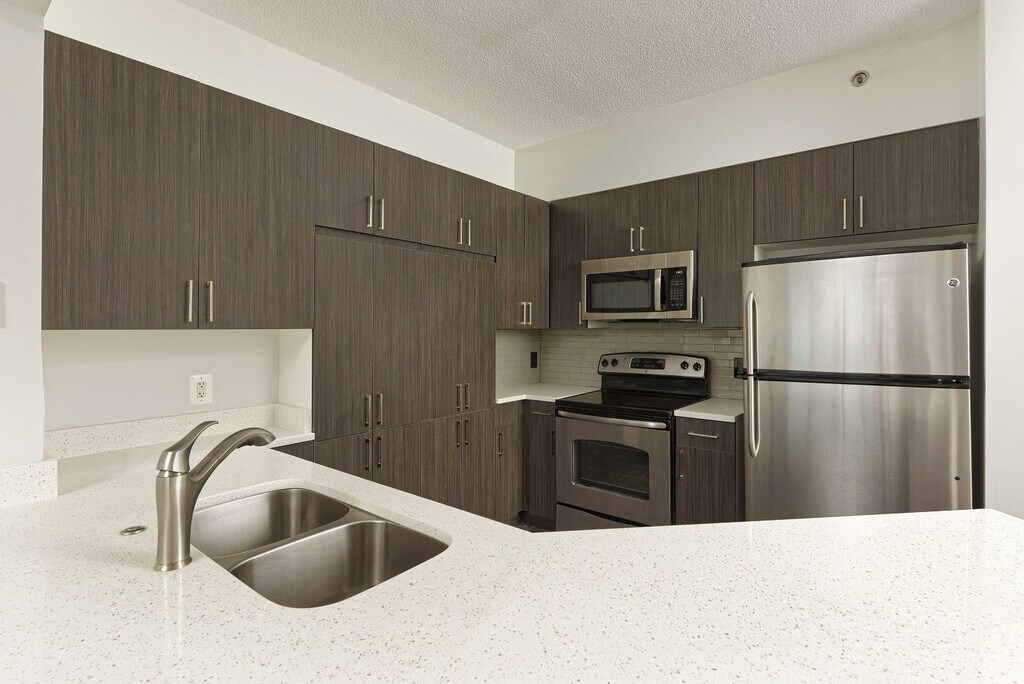 The Alexander Alexandria, VA Apartments