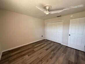 8275 Cozumel Ln in Sebring, FL - Foto de edificio - Building Photo