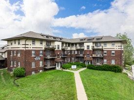 Clarisa Properties in Omaha, NE - Building Photo