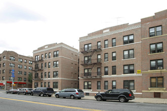 Lucretia Plaza in Brooklyn, NY - Building Photo - Building Photo