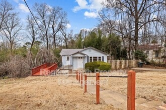 942 Hillcrest Ave in Birmingham, AL - Building Photo - Building Photo