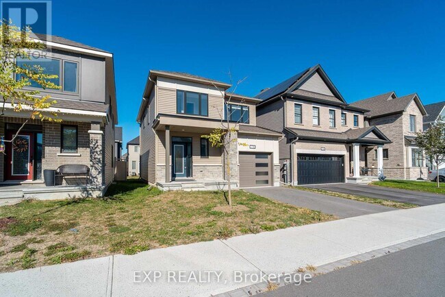 770 Derreen Ave in Ottawa, ON - Building Photo - Building Photo