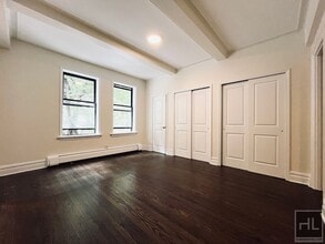 WEST 79 STREET in New York, NY - Foto de edificio - Building Photo