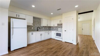 12 N 22nd St in McAllen, TX - Building Photo - Building Photo