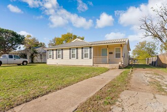 1218 Ross Ave in Abilene, TX - Building Photo - Building Photo