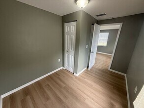 3341 S Combee Rd in Lakeland, FL - Building Photo - Building Photo