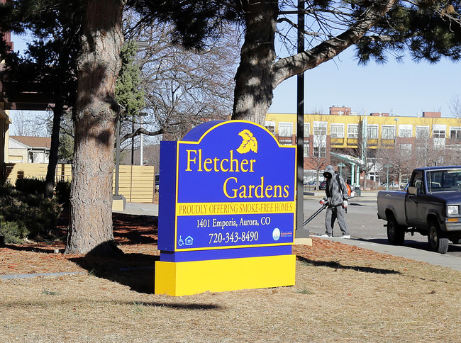 Fletcher Gardens in Aurora, CO - Foto de edificio - Building Photo