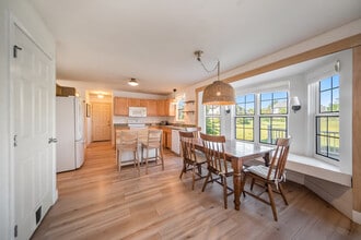 403 Pembroke Dr in Saline, MI - Building Photo - Building Photo