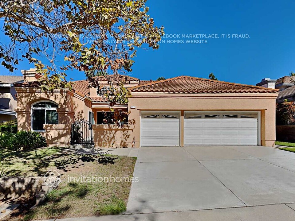 12175 Arbor Hill St in Moorpark, CA - Building Photo