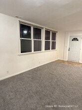 18548 Lyn Ct in Homewood, IL - Building Photo - Building Photo