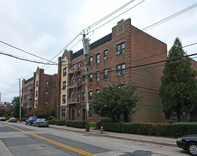 264-268 King St in Port Chester, NY - Building Photo - Building Photo