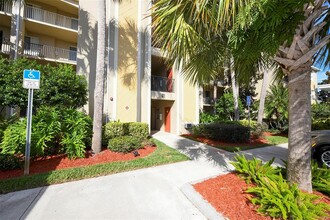 7911 Grand Estuary Trail in Bradenton, FL - Building Photo - Building Photo