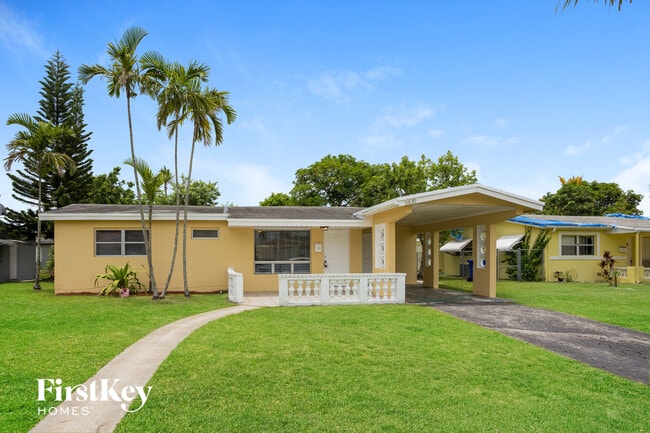 3430 NW 34th St in Lauderdale Lakes, FL - Foto de edificio - Building Photo