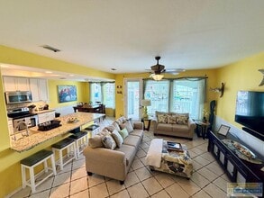 17 Harbor Point in Laguna Vista, TX - Building Photo - Building Photo