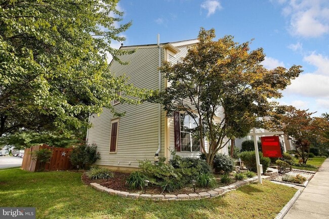 6563 Old Carriage Dr in Alexandria, VA - Building Photo - Building Photo