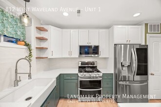 812 W Waveland Ave in Chicago, IL - Building Photo - Building Photo