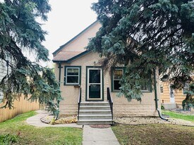 1031 27th Ave SE in Minneapolis, MN - Building Photo