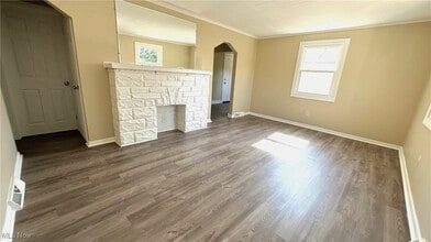 2339 Chestnut St in Steubenville, OH - Building Photo - Building Photo