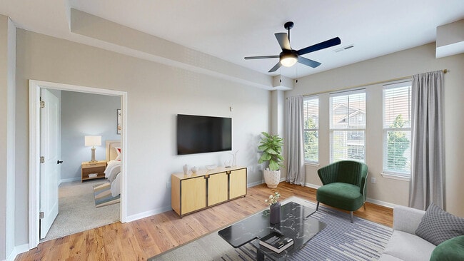 Reveal on Cumberland Apartments in Fishers, IN - Foto de edificio - Building Photo
