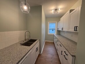 44 Ayers St, Unit Apt 1 in Barre, VT - Building Photo - Building Photo