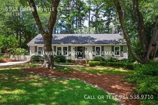 5933 Crepe Myrtle Ct in Raleigh, NC - Building Photo