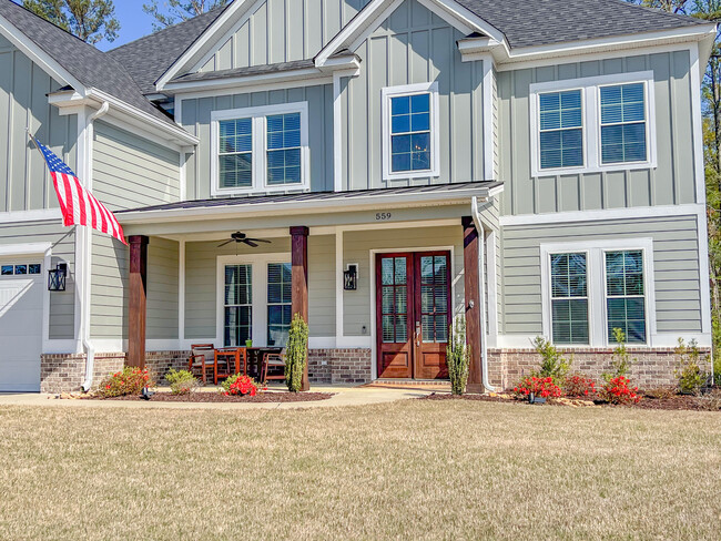 559 River Oaks Ln in Evans, GA - Building Photo - Building Photo