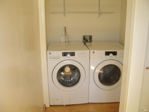230 Diviso St in Tiburon, CA - Building Photo - Building Photo