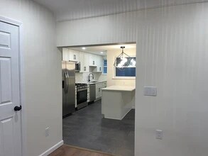 417 Ella St in Bloomfield, PA - Building Photo - Building Photo