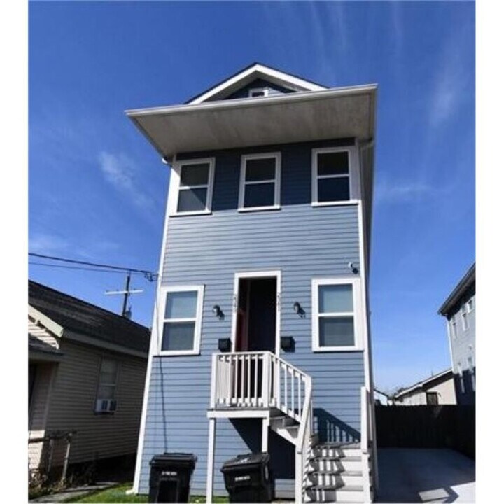 2341 S Roman St in New Orleans, LA - Building Photo