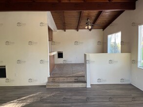 1732 York Dr in Vista, CA - Building Photo - Building Photo